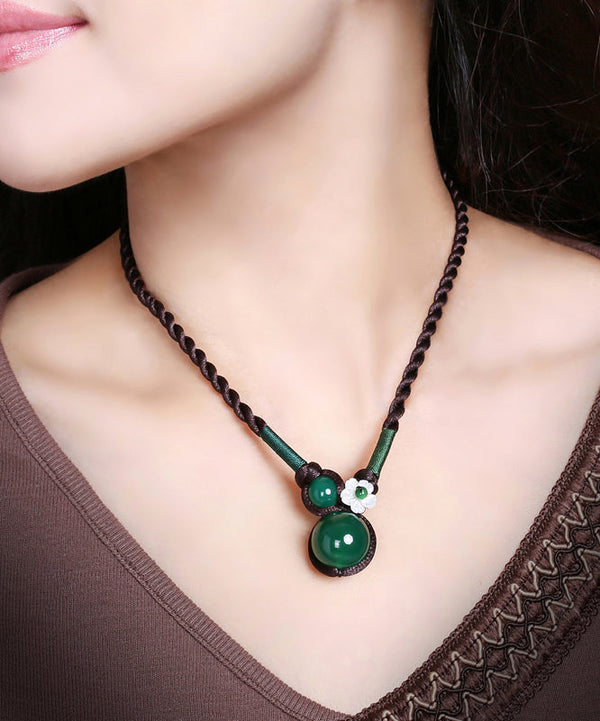 Boutique Blackish Green Agate Shell Flower Pendant Necklace